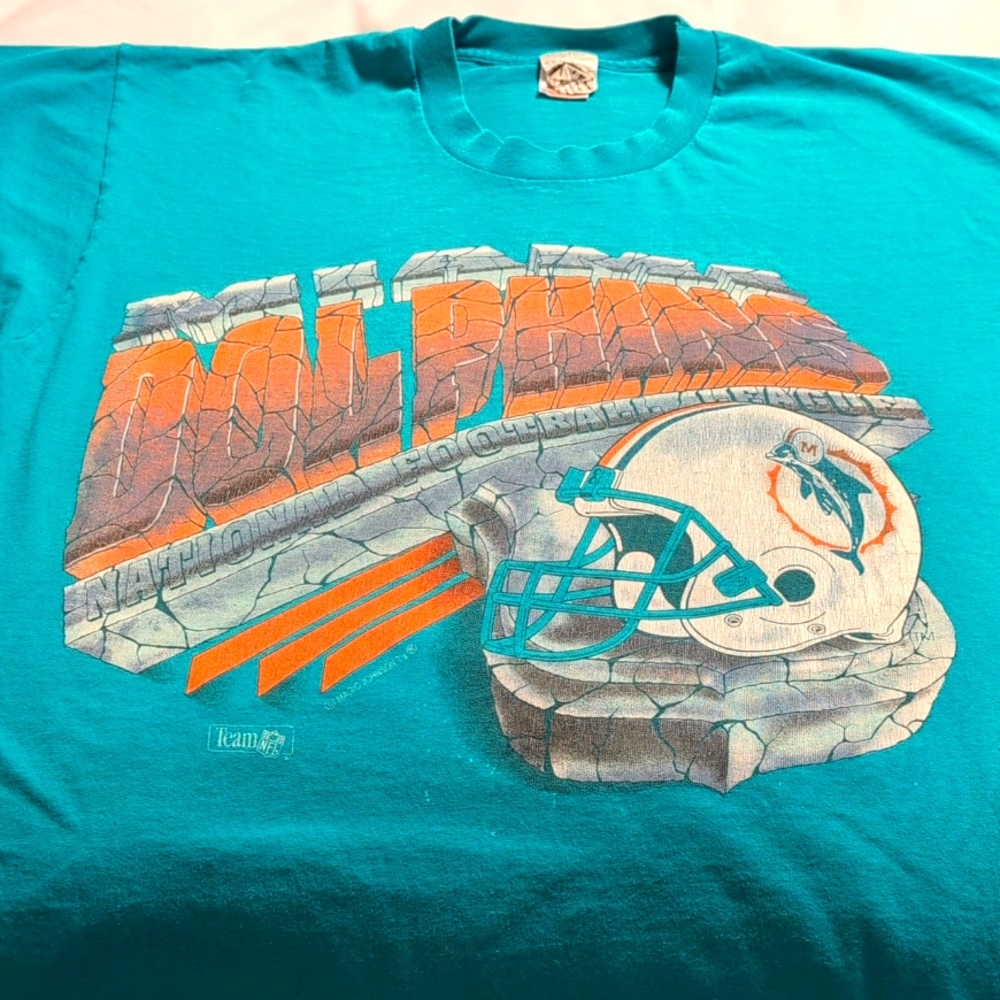 Vintage Miami Dolphins Team NFL Magic Johnson Adult Unisex T-shirt size XL Teal
